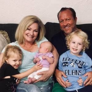 Meet your Posher, Jenni